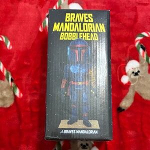 Braves Mandalorian Bobblehead - Blue and Red